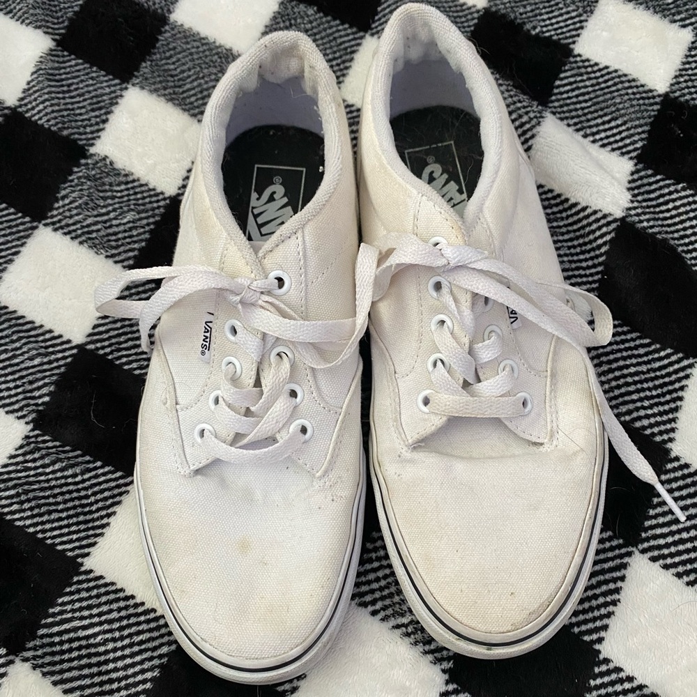 White lace up vans